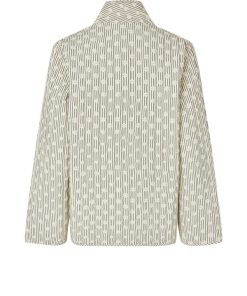 Joannadavila.shop02314359f1 3