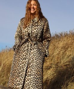 Joannadavila.shop3dcf410868 1