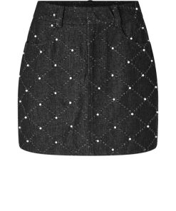 Joannadavila.shop8424aa8565 1